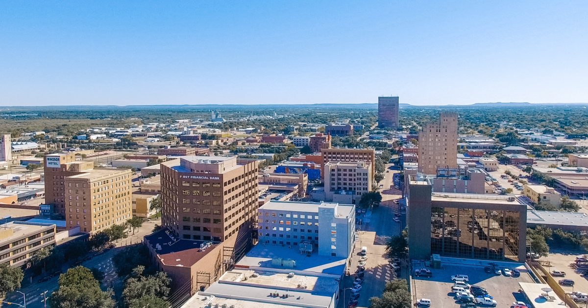 aerial view of downtown dallas, texas at The Sunscape Apartments